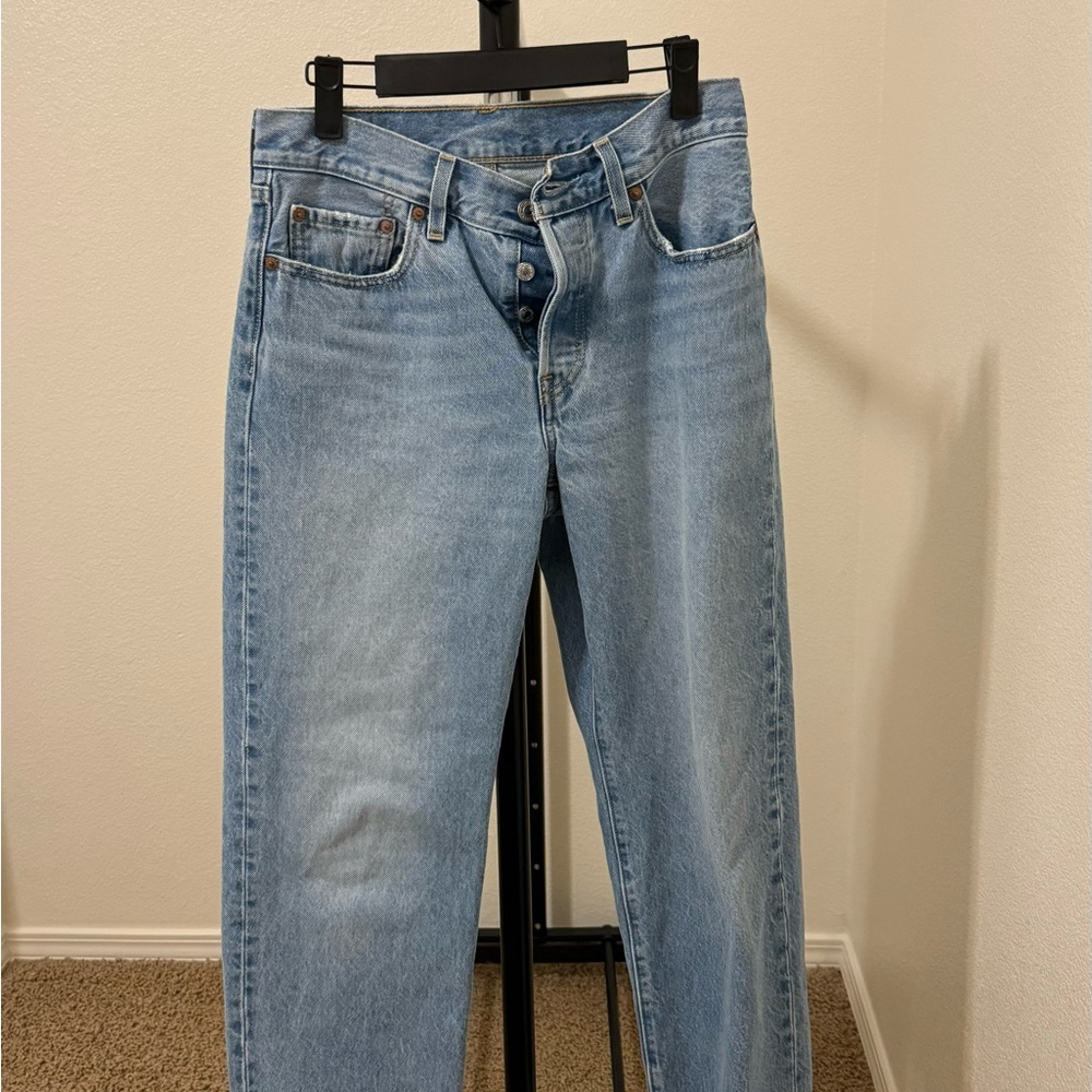 Levi's Light Blue Women's Straight Leg Jeans